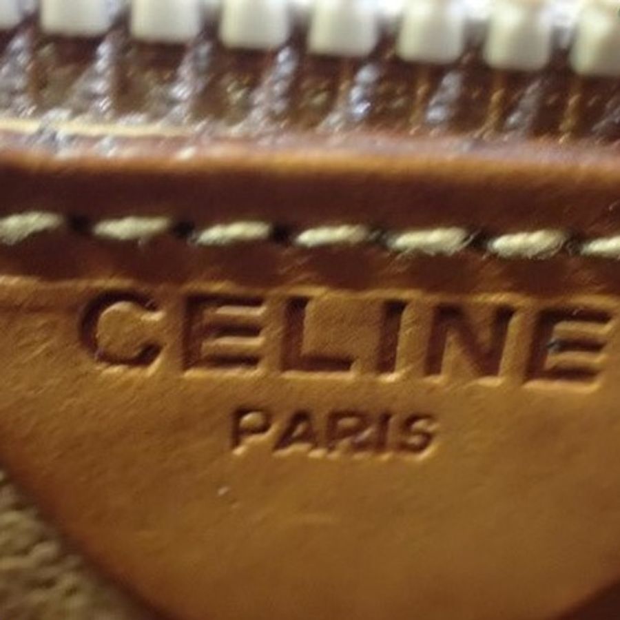 CELINE Macadam Canvas 老花郵差方盒子📻-16