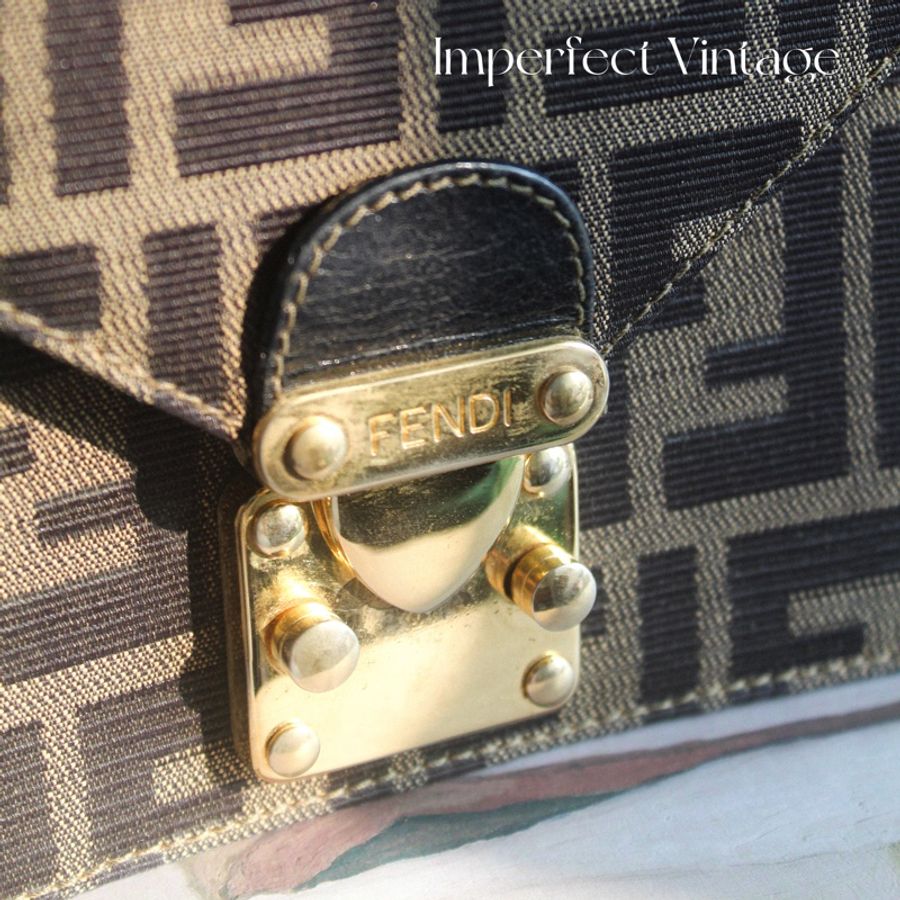 大降價‼️Fendi mini Constance-3