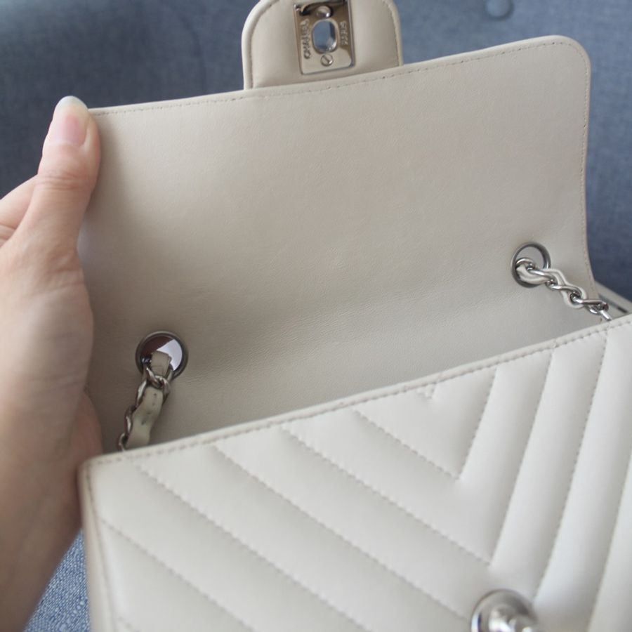 Chanel mini Cf 羊皮V紋奶油白色CF #miniCf-14