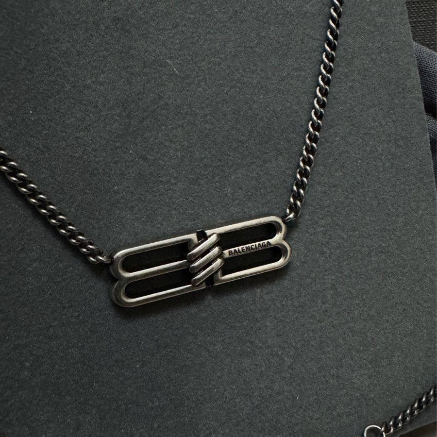 Balenciaga 巴黎世家經典Logo雙B項鍊-9