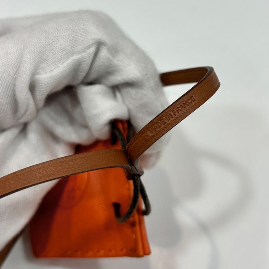 Hermes 橘色迷你包包造型皮革吊飾Sac Orange Charm-10