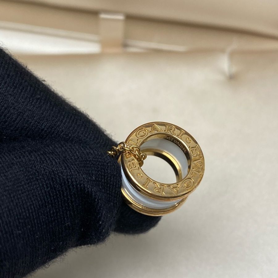 BVLGARI 寶格麗B.ZERO1系列白陶項鍊-4