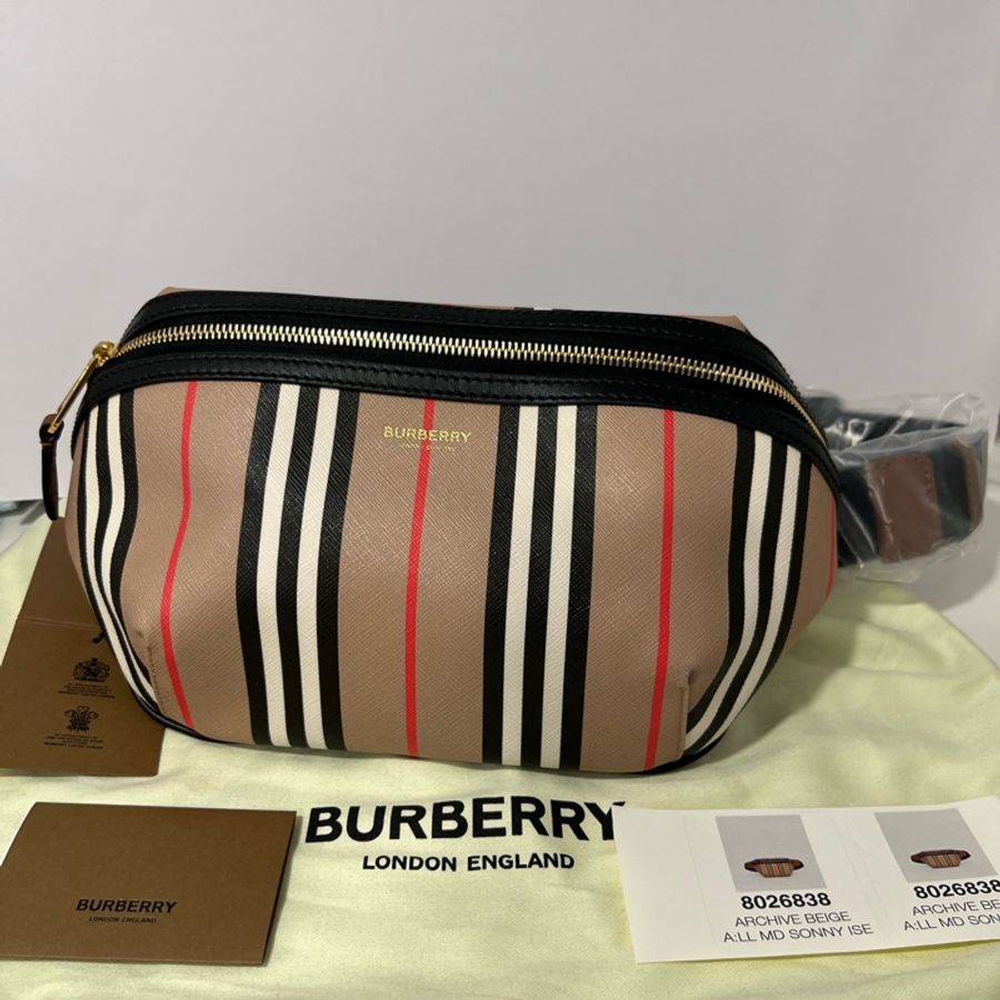 🔥🔥🔥100% Authentic Burberry經典 胸/腰包-1