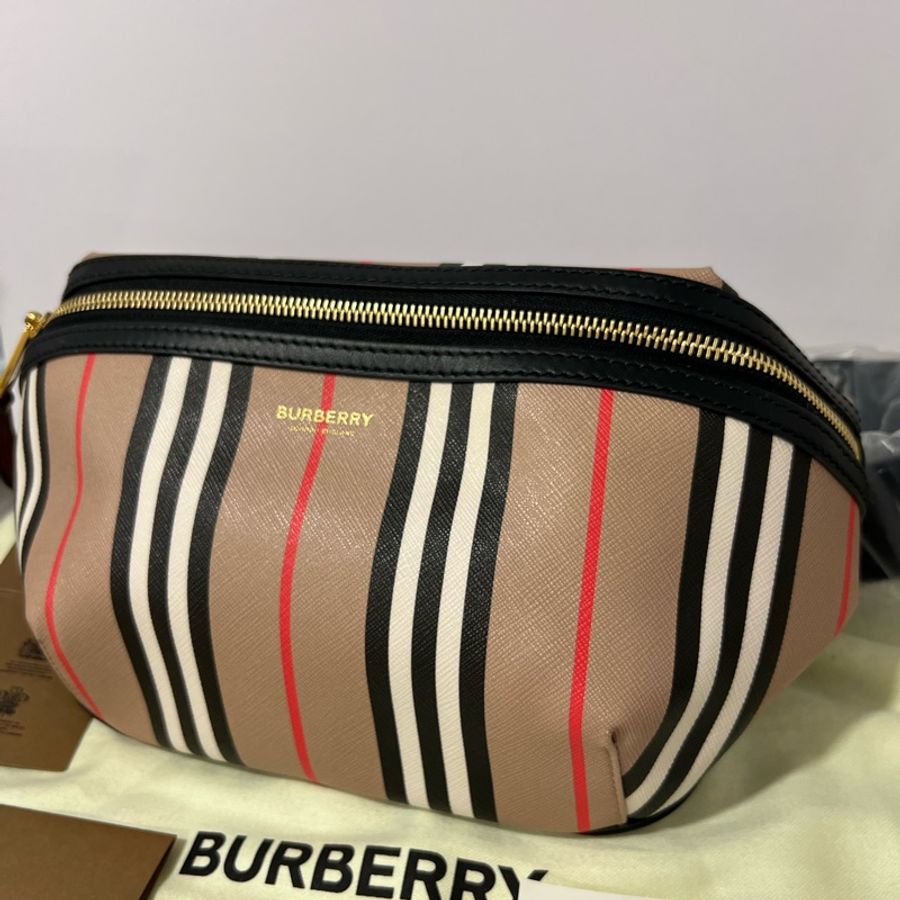 🔥🔥🔥100% Authentic Burberry經典 胸/腰包-3