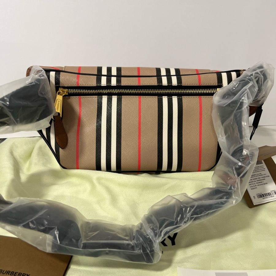 🔥🔥🔥100% Authentic Burberry經典 胸/腰包-6
