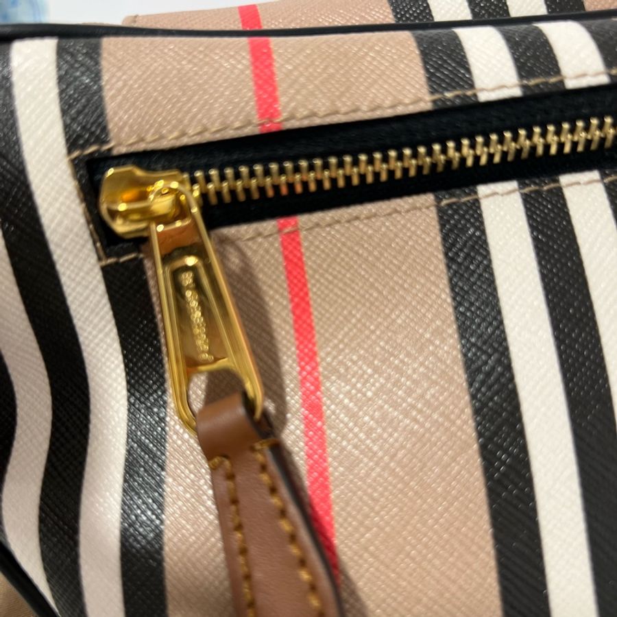🔥🔥🔥100% Authentic Burberry經典 胸/腰包-11