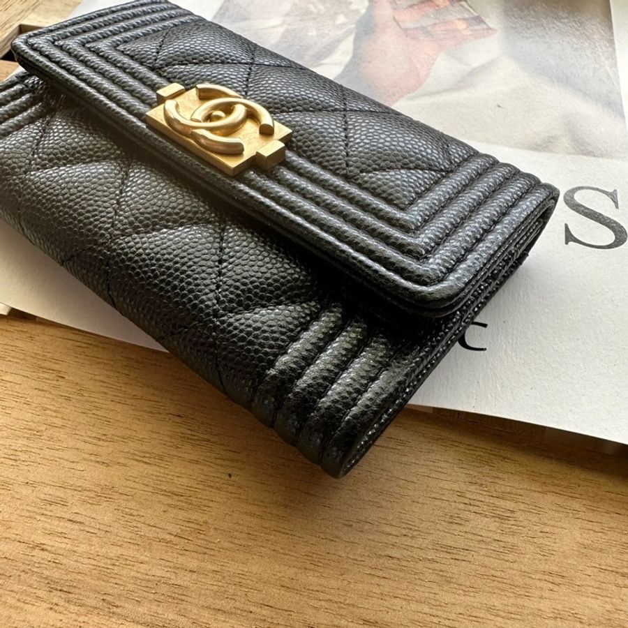 Chanel 全新 boy 卡夾 荔枝牛皮 黑金-1
