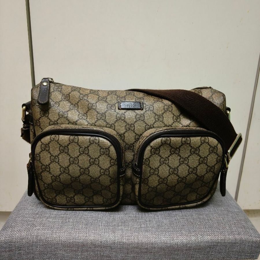 ‼️年終出清‼️12/6~12/29限時驚喜價🎁㊣✨Gucci✨古馳 咖啡色 老花 帆布 GG 肩背包 斜背包 腋下包 郵差包/二手包/二手精品🌳二手樹屋🌳-1