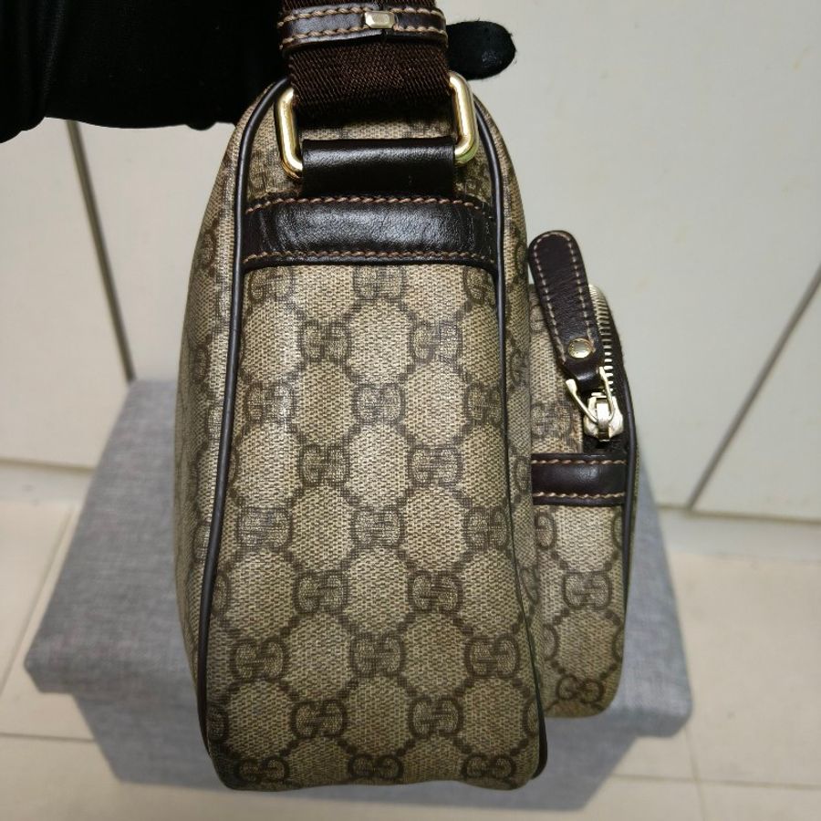 ‼️年終出清‼️12/6~12/29限時驚喜價🎁㊣✨Gucci✨古馳 咖啡色 老花 帆布 GG 肩背包 斜背包 腋下包 郵差包/二手包/二手精品🌳二手樹屋🌳-5