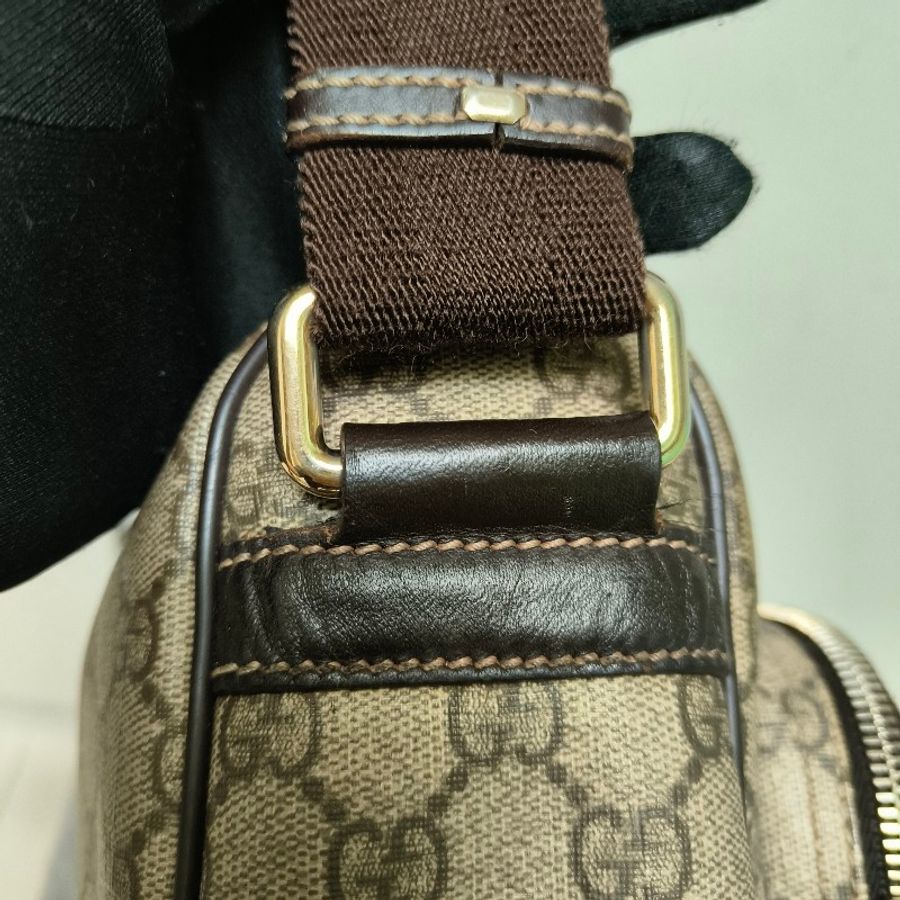 ‼️年終出清‼️12/6~12/29限時驚喜價🎁㊣✨Gucci✨古馳 咖啡色 老花 帆布 GG 肩背包 斜背包 腋下包 郵差包/二手包/二手精品🌳二手樹屋🌳-27