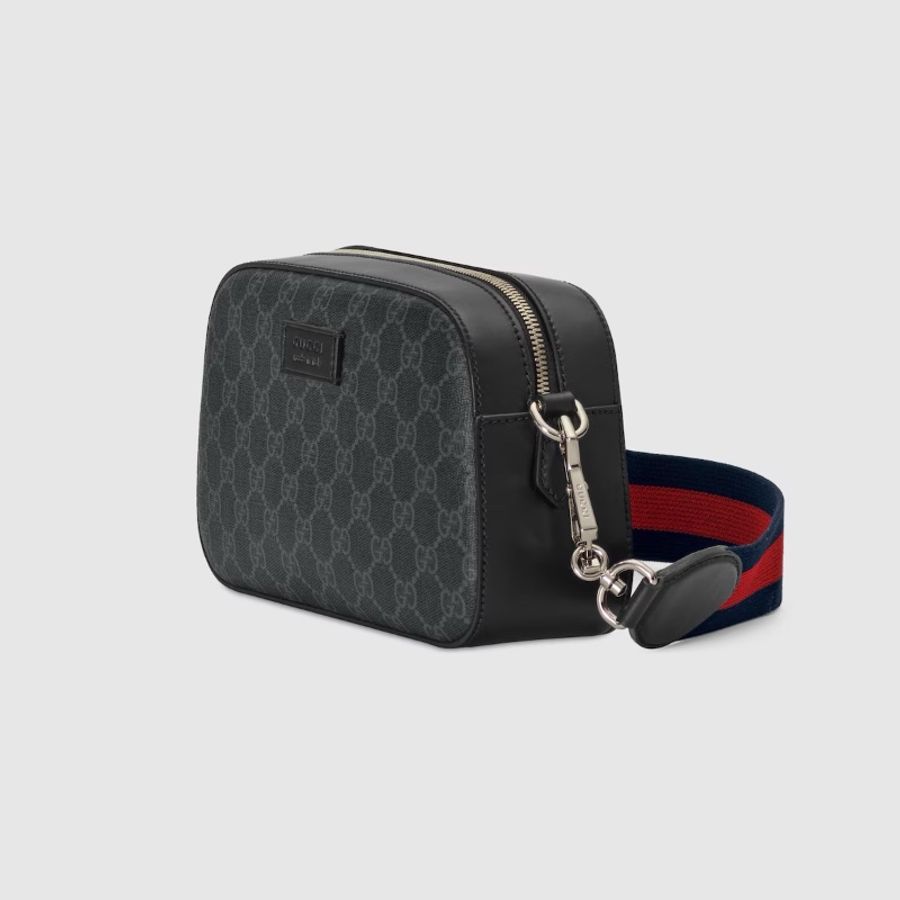Gucci GG 黑色斜揹袋-1