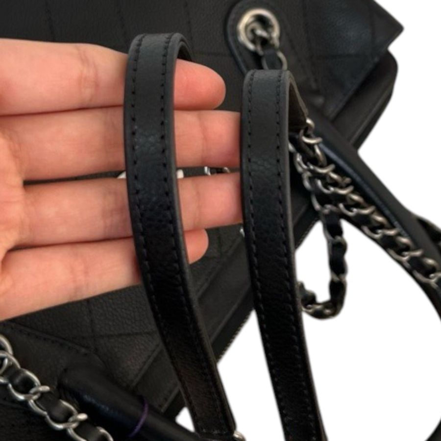 Chanel Caviar Tote bag-7
