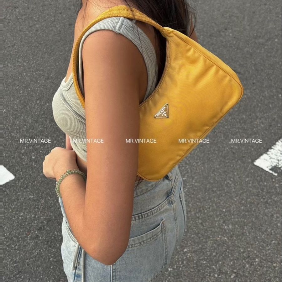 🏷️ Prada hobo(超稀有色)-1