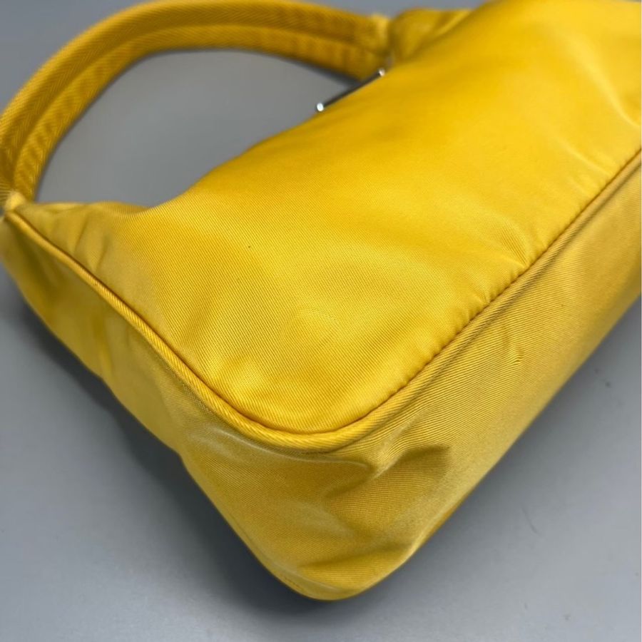 🏷️ Prada hobo(超稀有色)-6