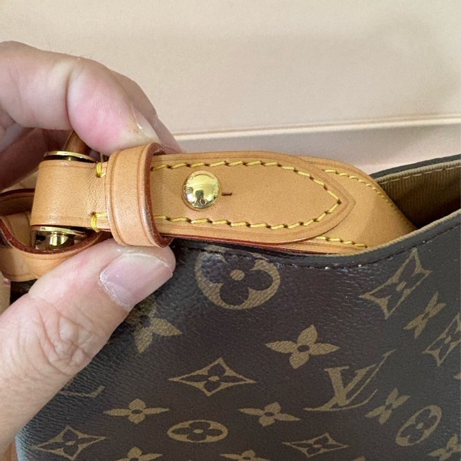LV M43700 GRACEFUL PM-15