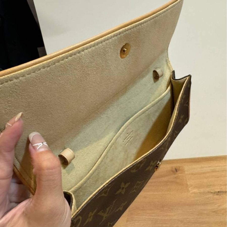LV 路易威登 老花 信封包 腋下包 斜背包 肩背包 側背包 手提包-29