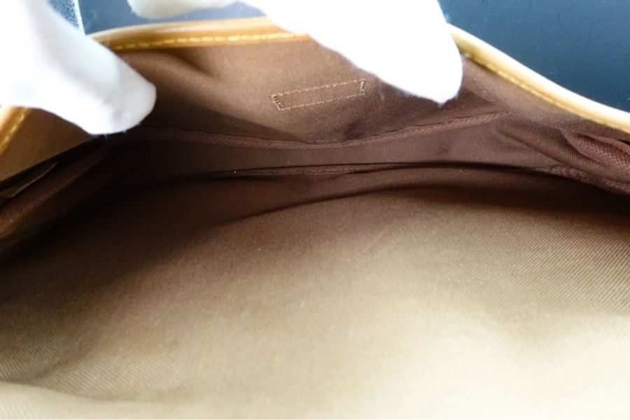 LOUIS VUITTON M42256 路易威登 LV Monogram Saumur 30 肩背包 斜背包 男包 中性 馬鞍包-23
