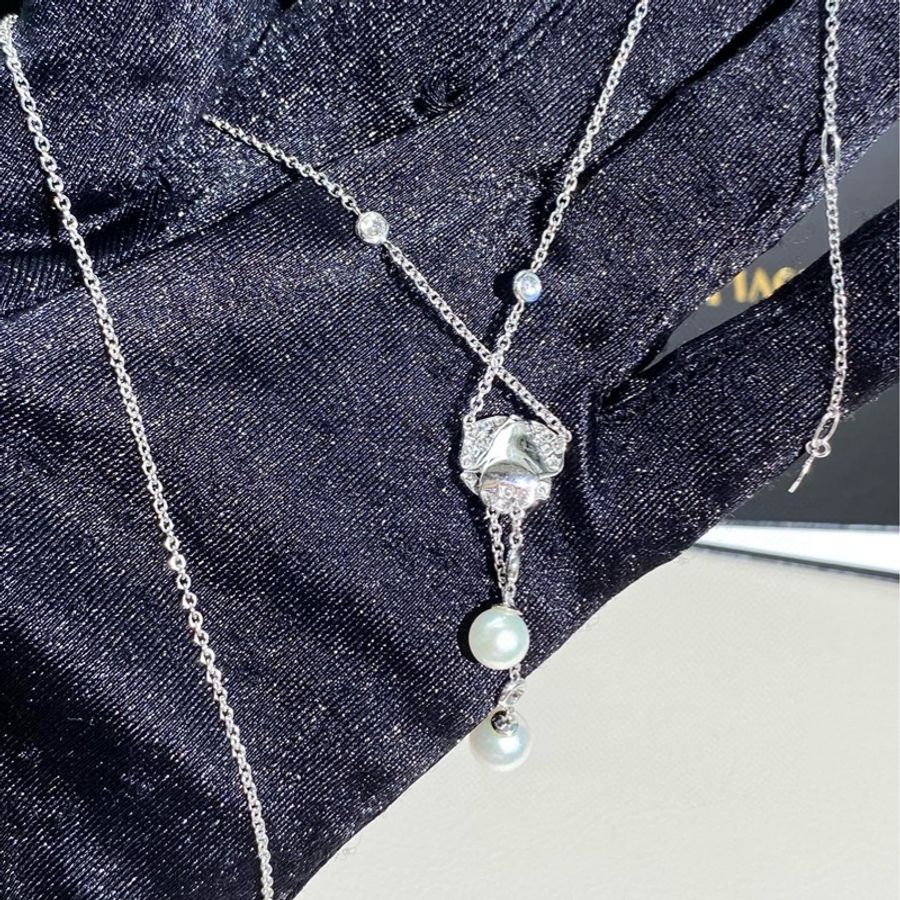 Piaget伯爵 Rose系列 18k白金 玫瑰花珍珠项链-5