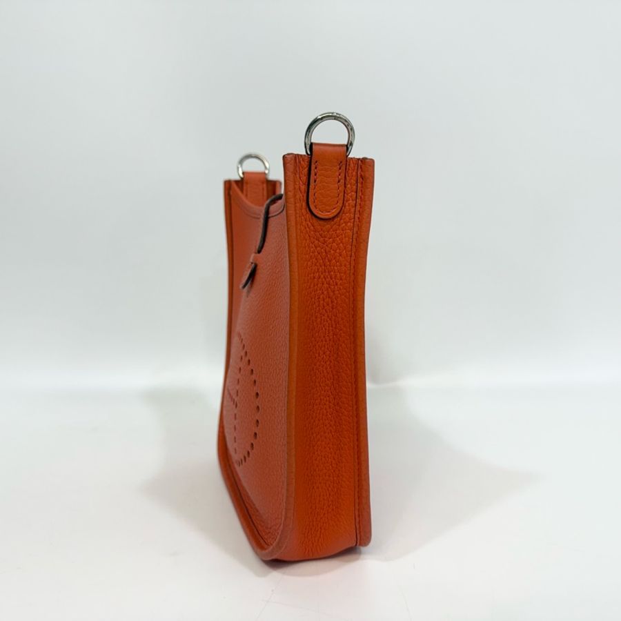 Hermes 火焰橘TOGO牛皮銀釦mini evelyne-3