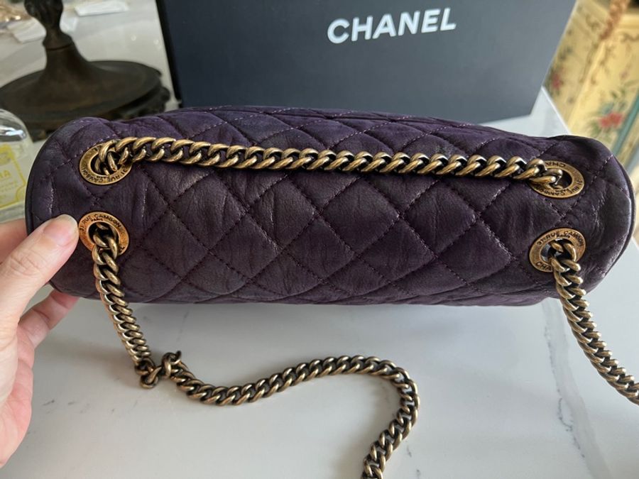Chanel 紫色孟買系列包-1