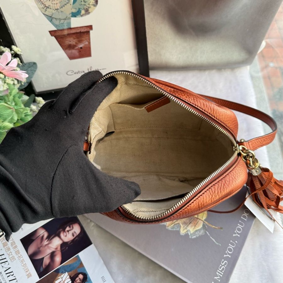 GUCCI SOHO DISCO 皮革流蘇小方型斜背包/相機包(古銅橘)-6