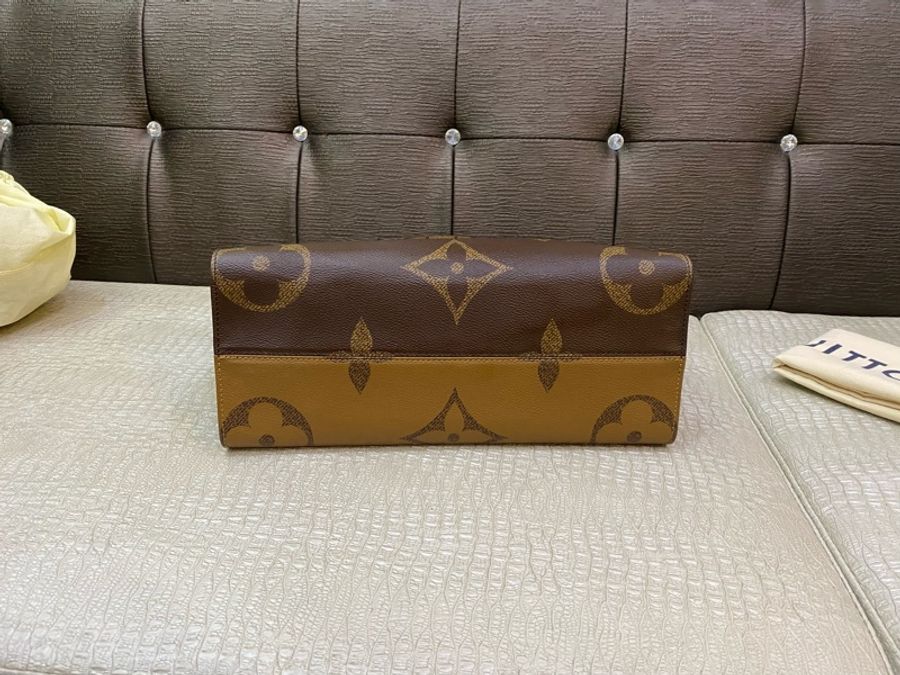 LV 老花雙色金釦 on the go mm-3