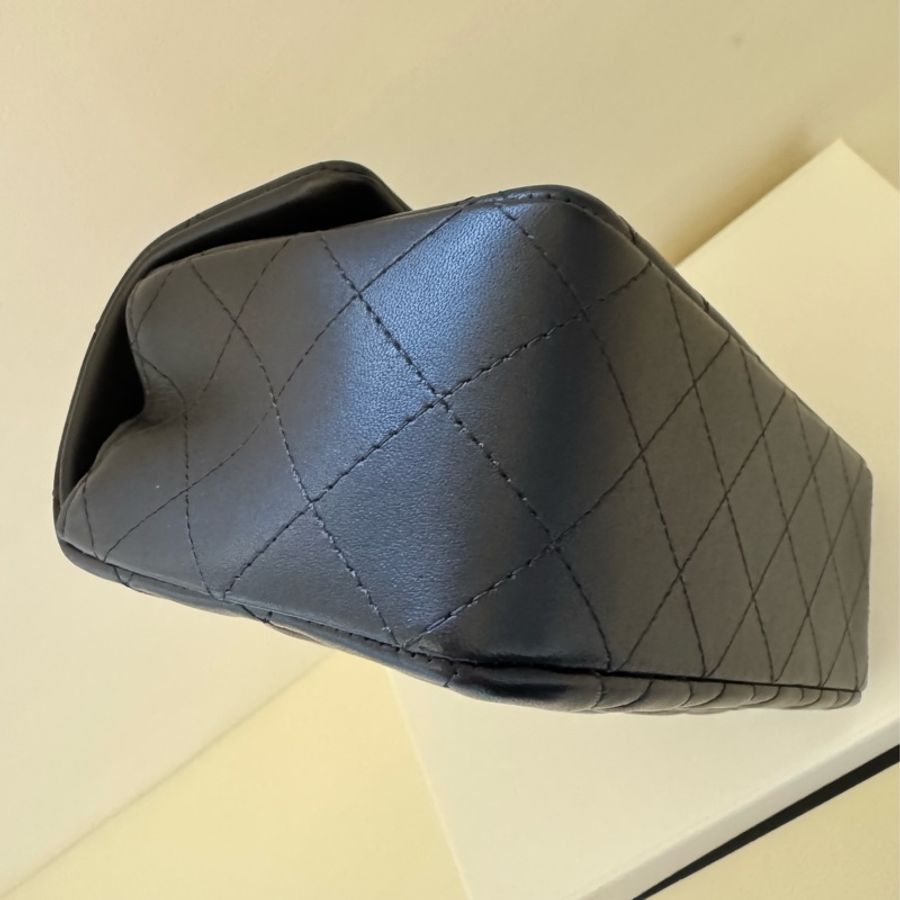 CHANEL 香奈兒 全新 mini cf 20 黑色羊皮淡金釦 芯片 康朋總店購入-12