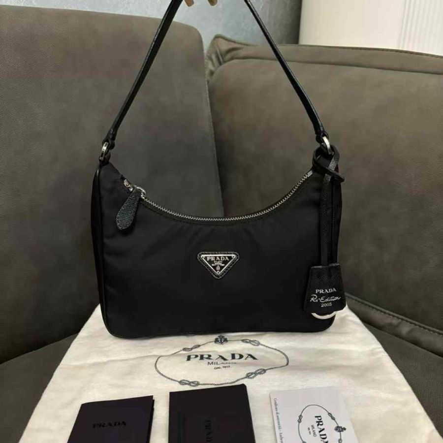 prada hobo2005 腋下包 閒置新 蕊片款 防塵帶-2