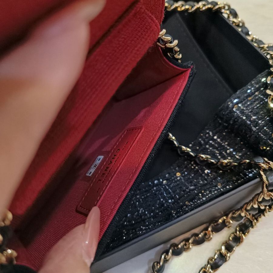 Chanel 2024年度VIC聖誕禮 ,小廢包,整年累積幾百萬才有的禮物,不要殺完價格人就消失了🥹-4