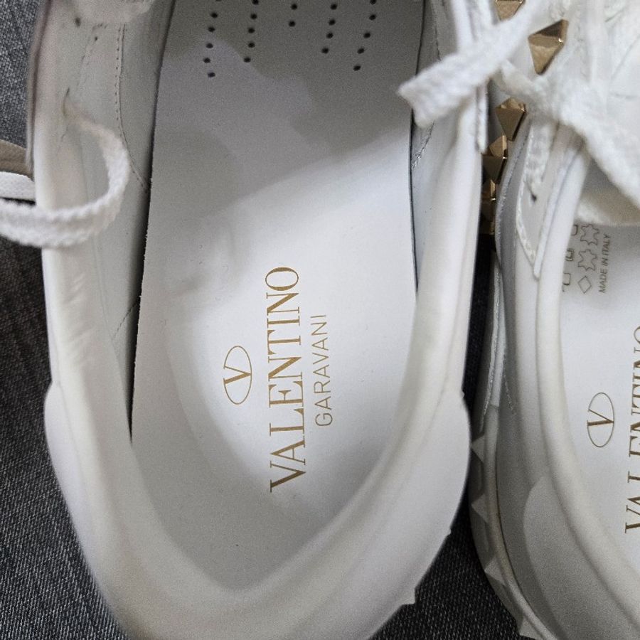 Valentino范倫鐵諾 白色 鉚釘 小白鞋 運動鞋-13