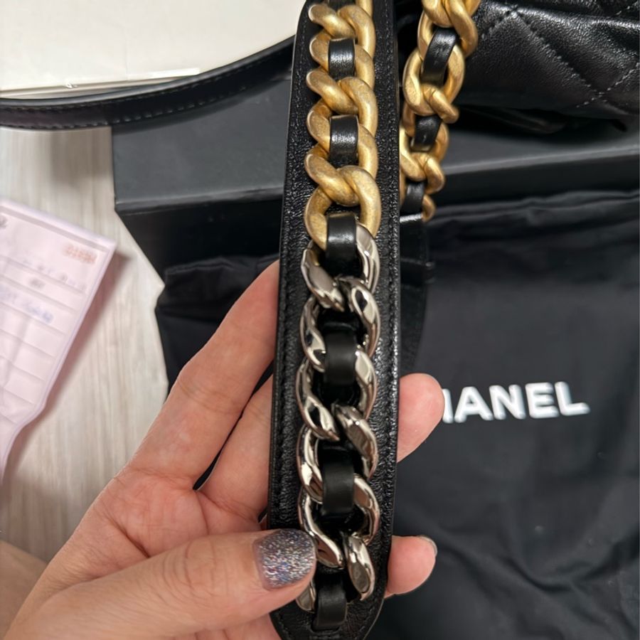 chanel 19黑色腰包 絕版-23