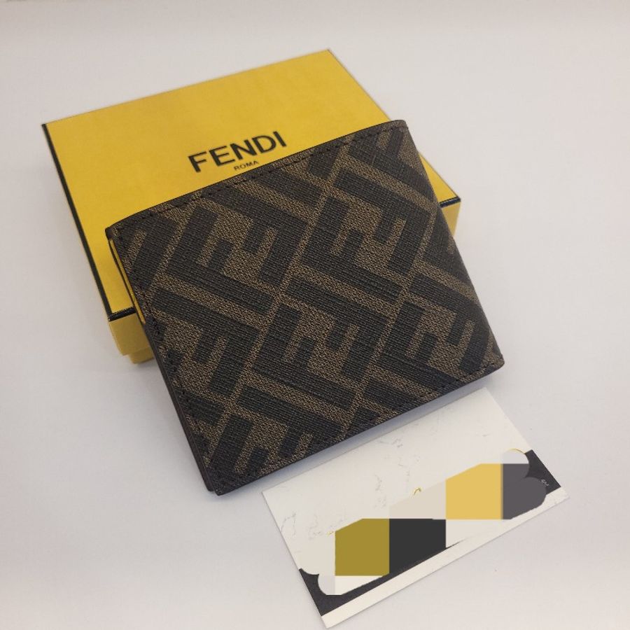 FENDI logo 對開短夾 男生短夾 皮夾-1