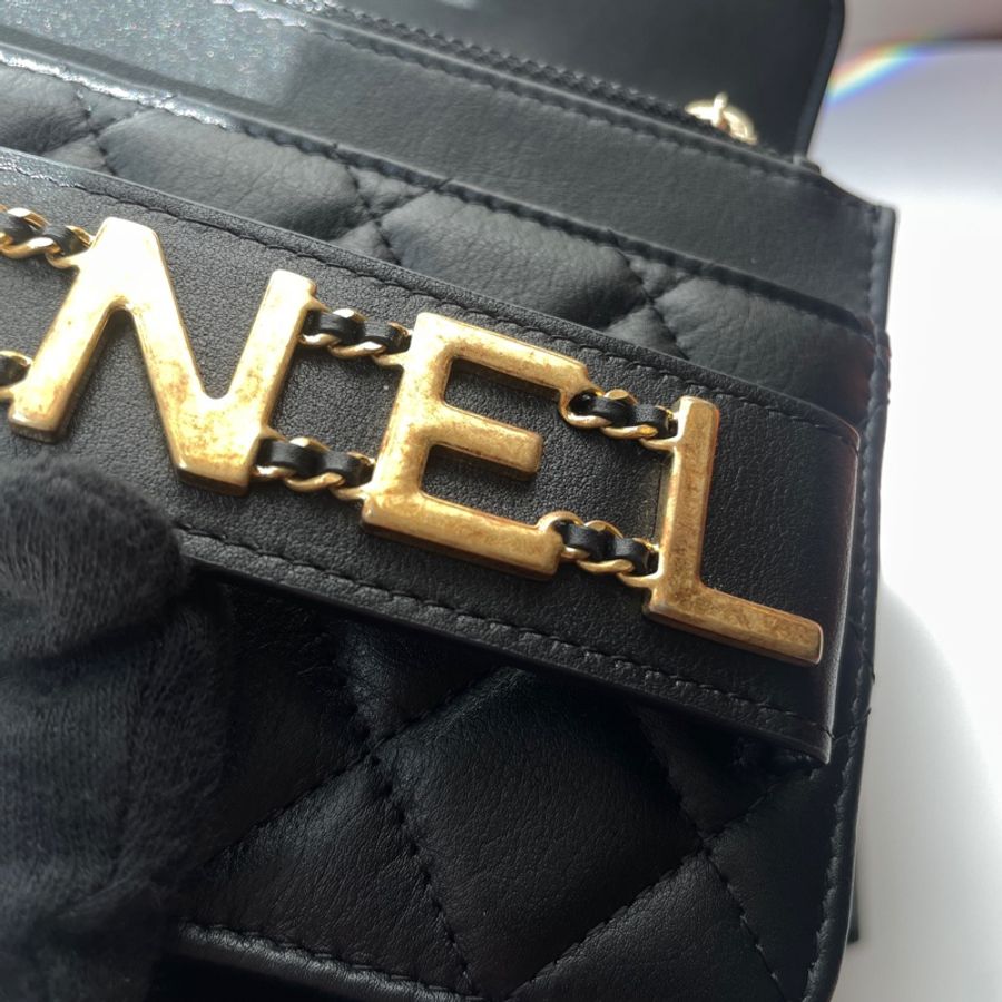 Chanel黑金羊皮字母woc-10