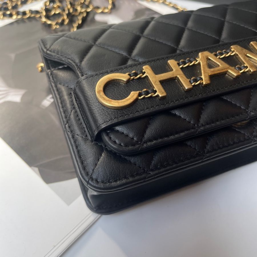 Chanel黑金羊皮字母woc-14