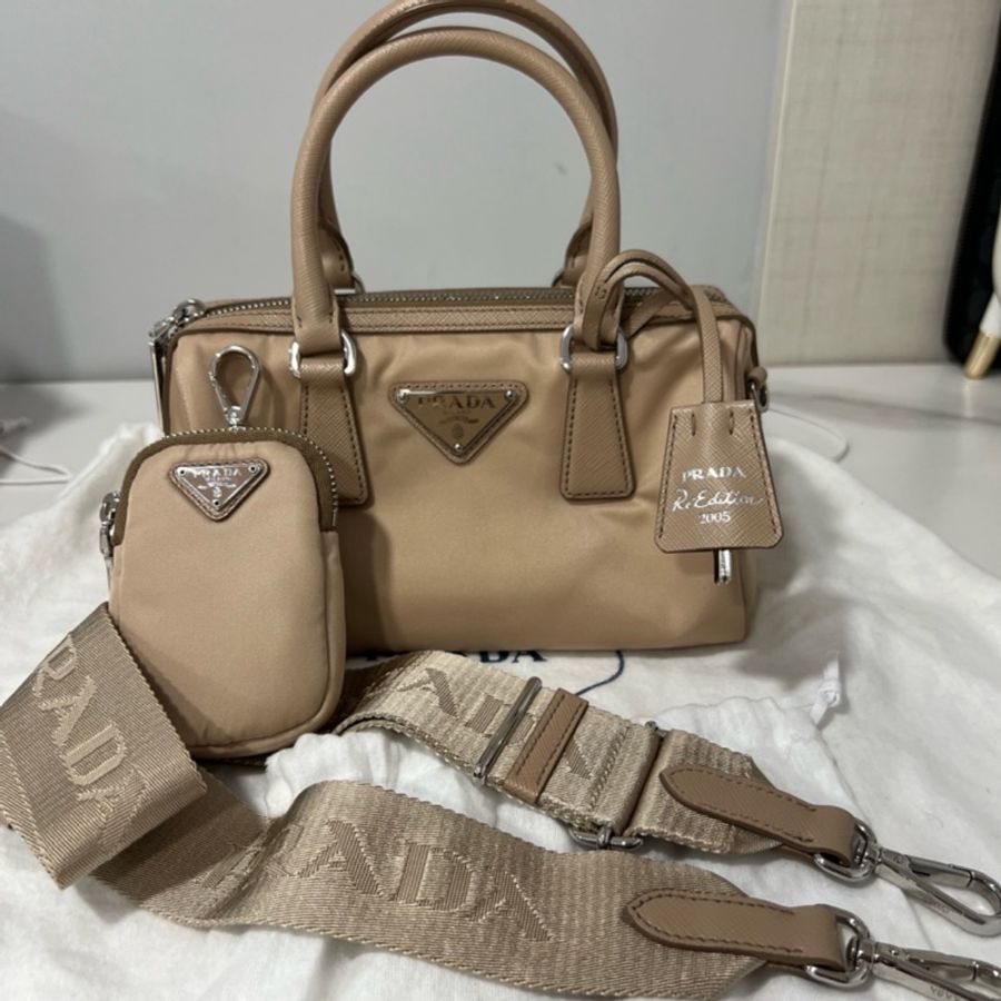 🔥🔥🔥100% Authentic Prada RE-EDITION 限量版-0