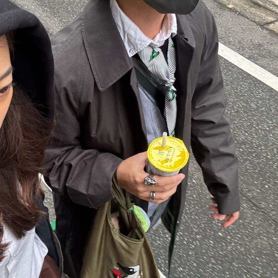 Burberry 新版專櫃風衣 海獺色 全配-0