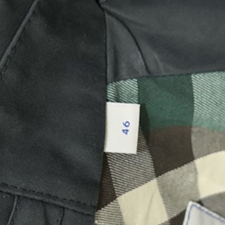 Burberry 新版專櫃風衣 海獺色 全配-9