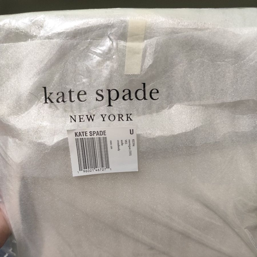 KS KATE SPADE 防刮十字紋拉鍊斜背包 米白 全新(年末限時特價1/1止)-9