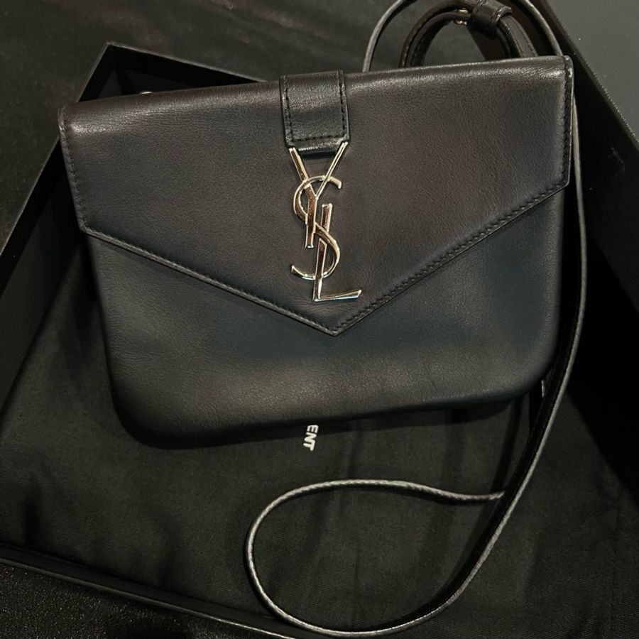 ෆ YSL 信封包-8