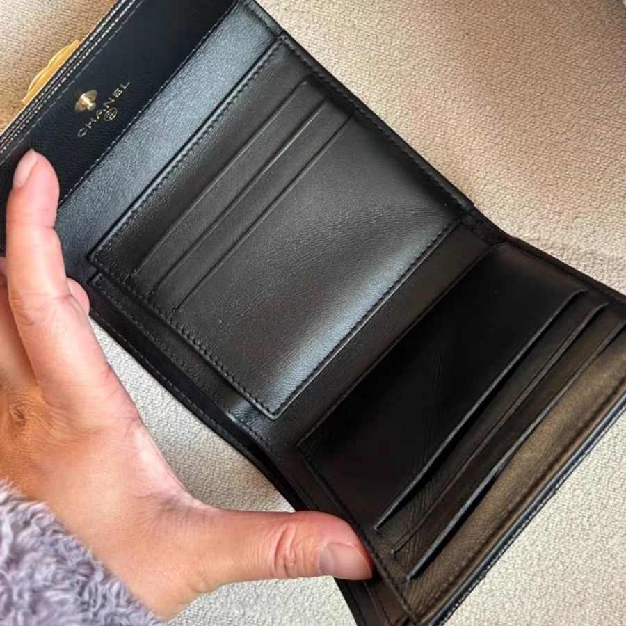 Chanel 香奈兒Leboy黑色金扣小錢包-11