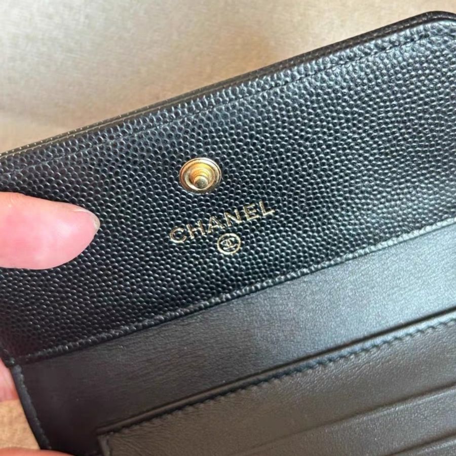 Chanel 香奈兒Leboy黑色金扣小錢包-12