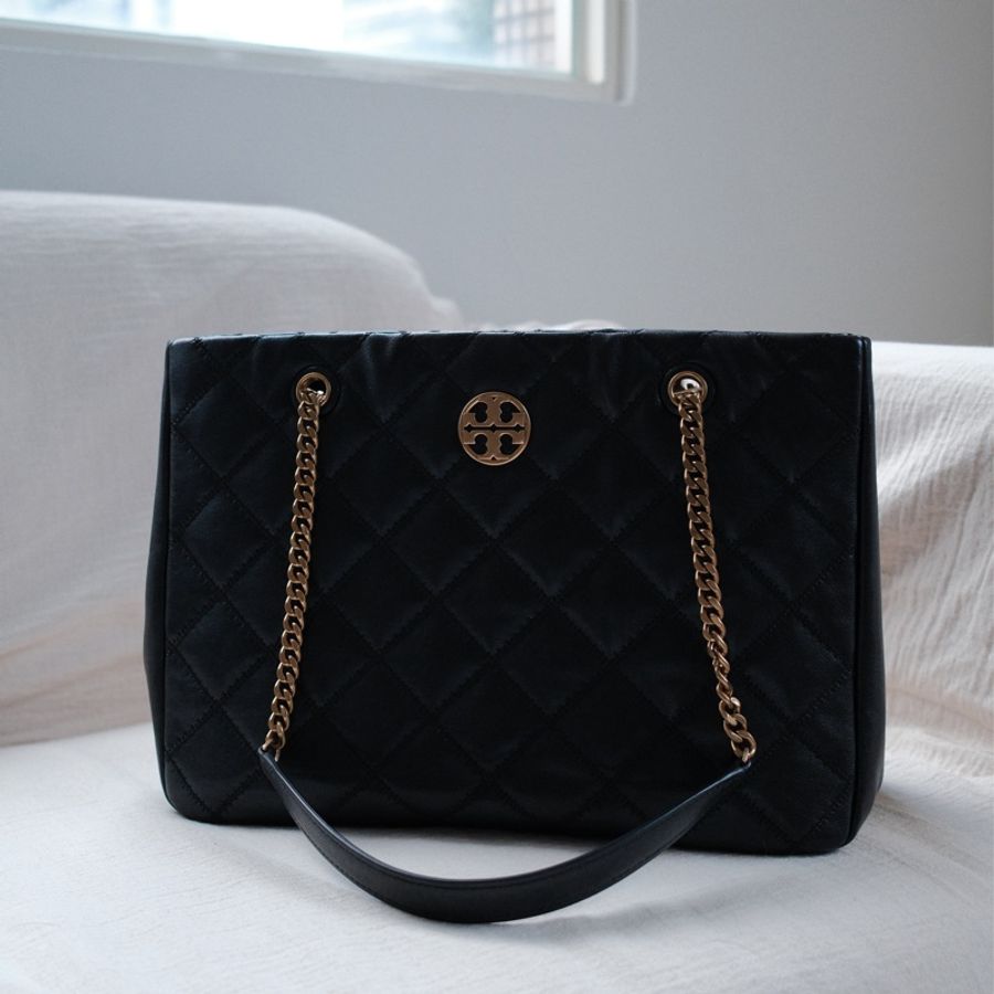 Toru Burch willa matte tote 黑金托特包-0