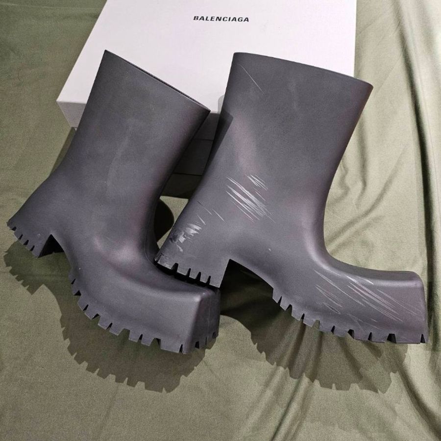 Balenciaga 雨靴-11