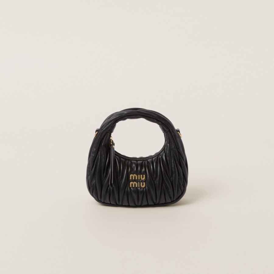 Miu Miu Wander matelassé nappa leather hobo mini-bag (Black) 絲絨半月形迷你袋-2