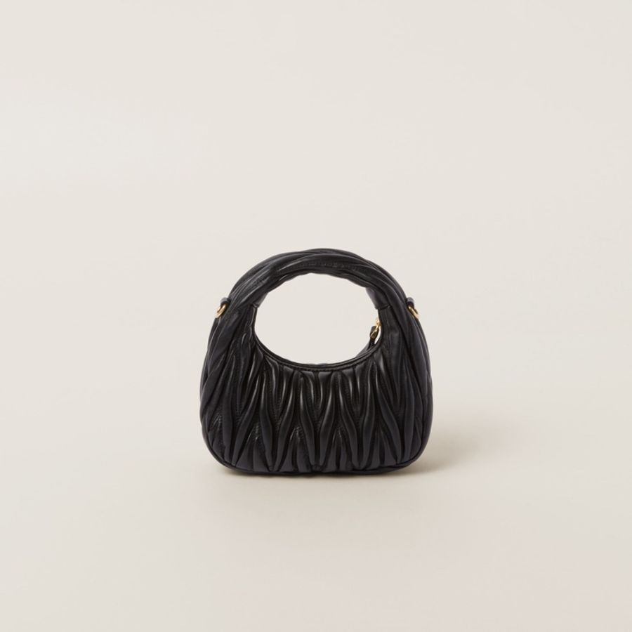 Miu Miu Wander matelassé nappa leather hobo mini-bag (Black) 絲絨半月形迷你袋-4