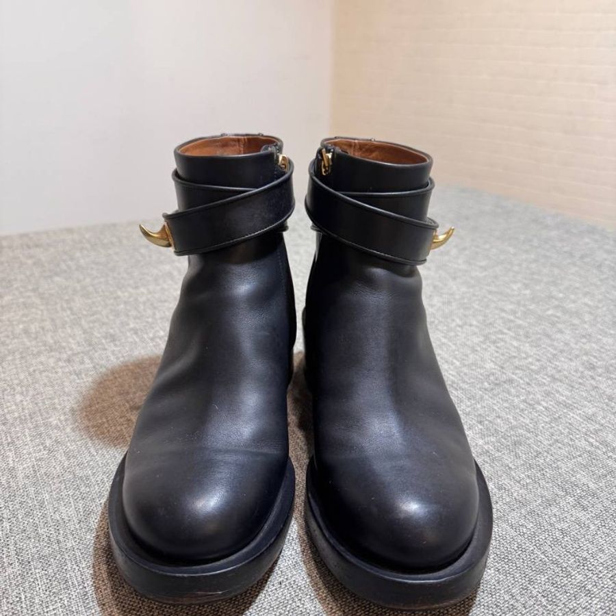 Givenchy 紀梵希 黑色短靴 歐碼37 保證真品-1