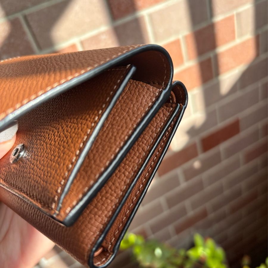 LOEWE石紋小牛皮三折短夾-10