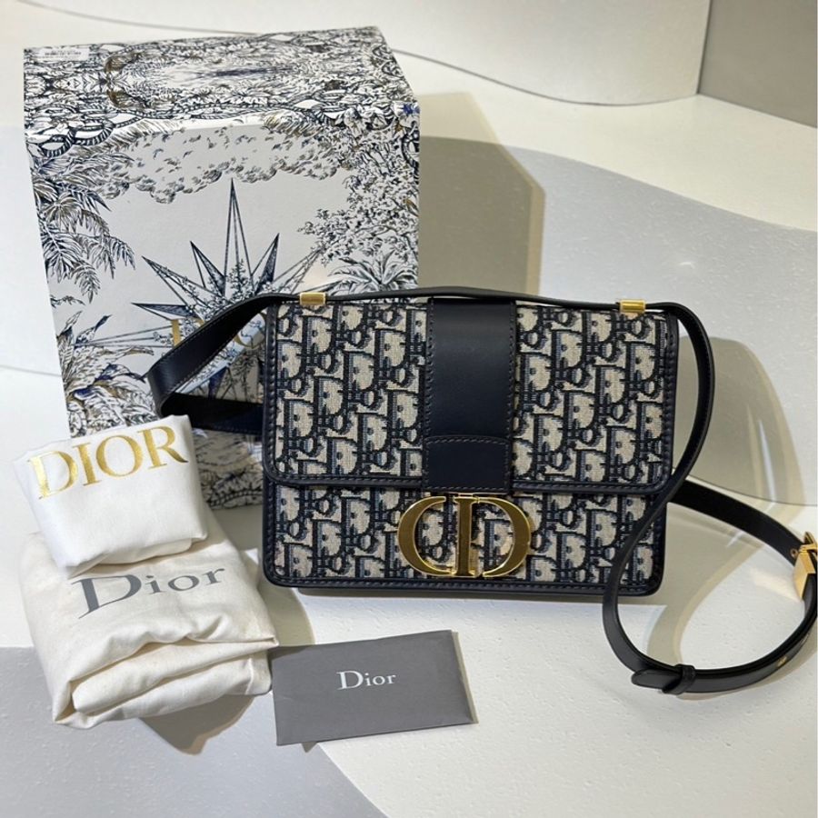 DIOR 30 Montaigne斜背包-0