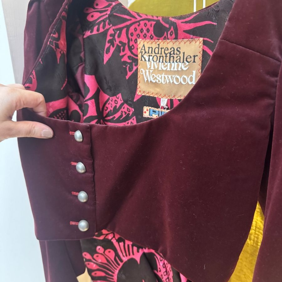 全新Vivienne Westwood 伯爵夫人上衣10號-4