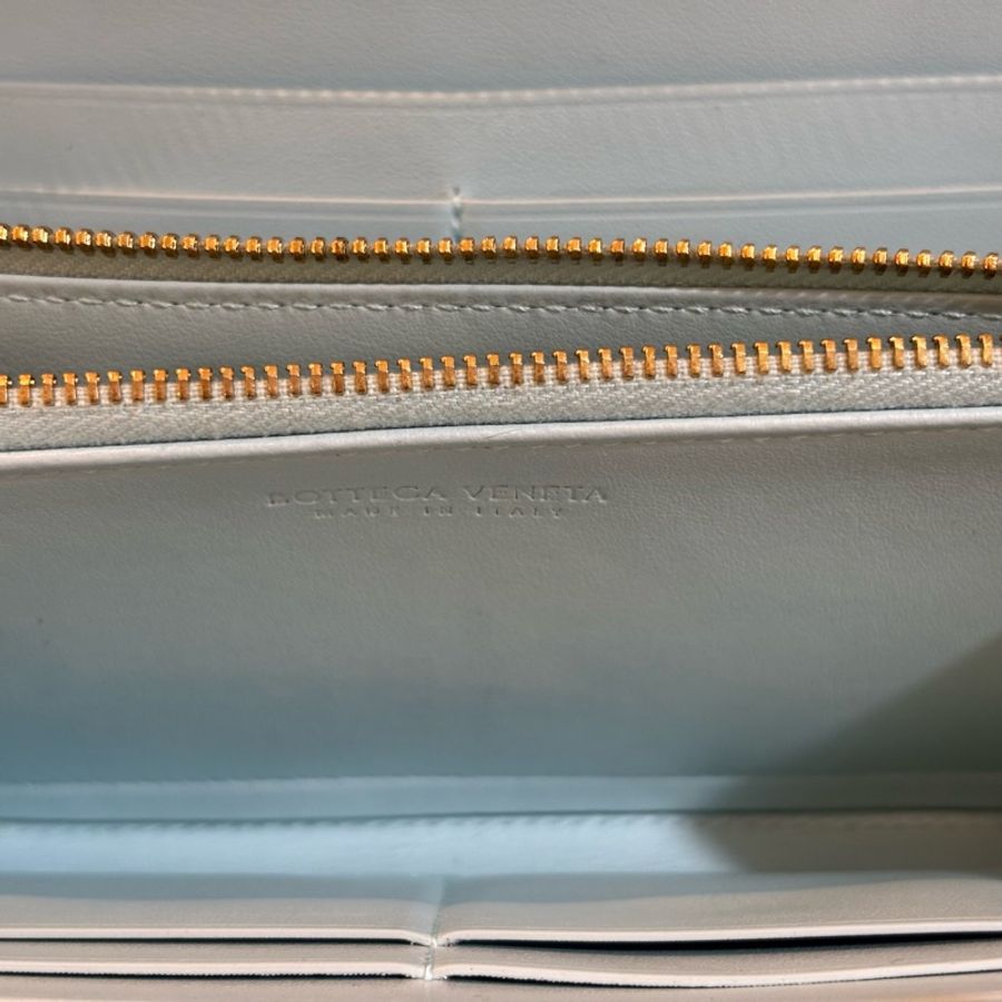 ［9.5新］正貨BV BOTTEGA VENETA 天藍色，長夾，NT14800-4